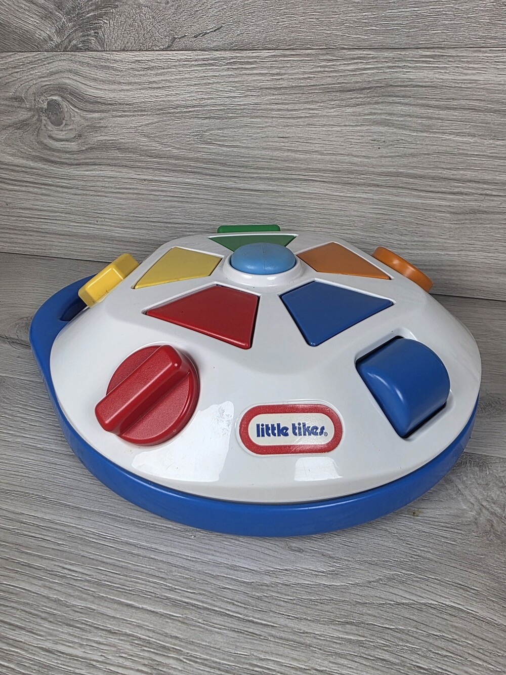 Vtg Fisher-Price 1531-00 Plastic Shape and Animal Picture Activity Toy USA SU63